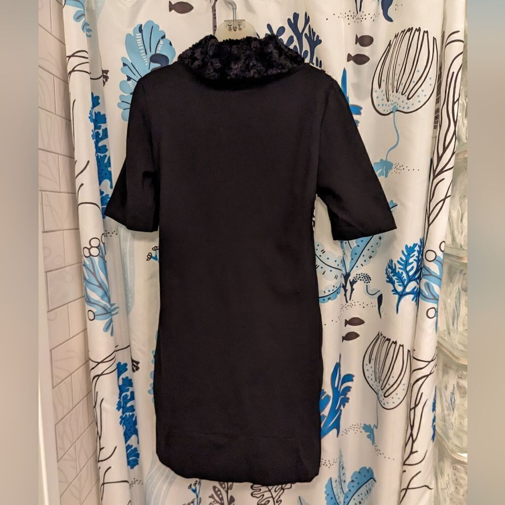 Avalanche Collection Black + White Floral Knit Bodycon Dress Faux Fur Collar Sz4 - Picture 2 of 7